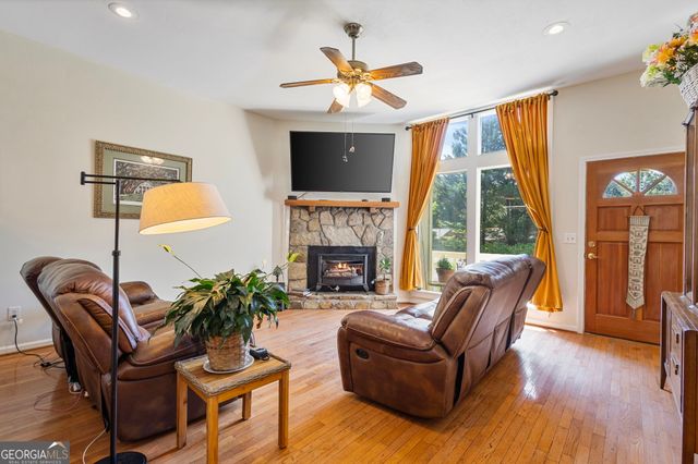 253 Starlight Drive, Sautee Nacoochee, GA 30571