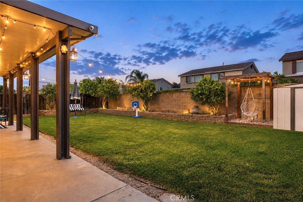 Image 21 of property listing at 33956 Petunia Street, Murrieta, CA 92563