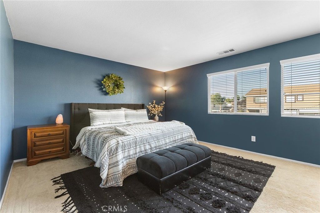 Image 9 of property listing at 33956 Petunia Street, Murrieta, CA 92563