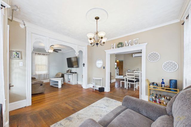249 Central Ave, New Bedford, MA 02745