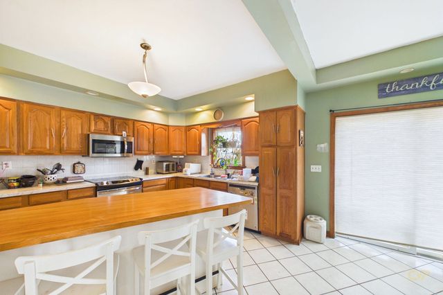 249 Central Ave, New Bedford, MA 02745