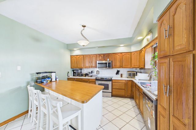 249 Central Ave, New Bedford, MA 02745