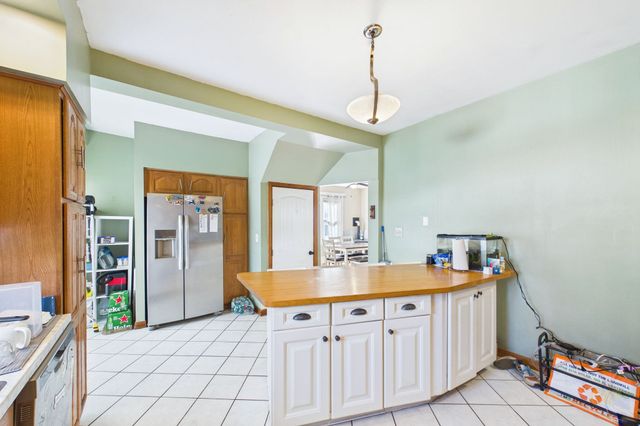 249 Central Ave, New Bedford, MA 02745