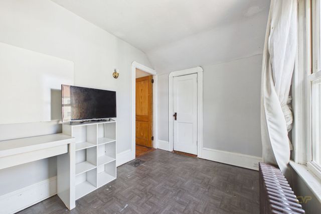 249 Central Ave, New Bedford, MA 02745