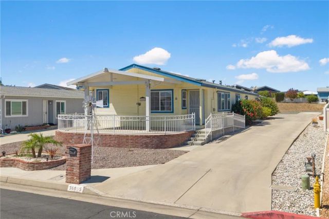 38055 Calle Amigable, Murrieta, CA 92563