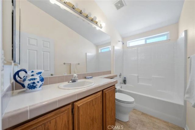 38055 Calle Amigable, Murrieta, CA 92563