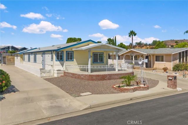 38055 Calle Amigable, Murrieta, CA 92563
