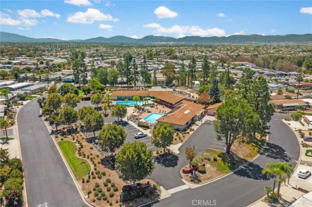 38055 Calle Amigable, Murrieta, CA 92563