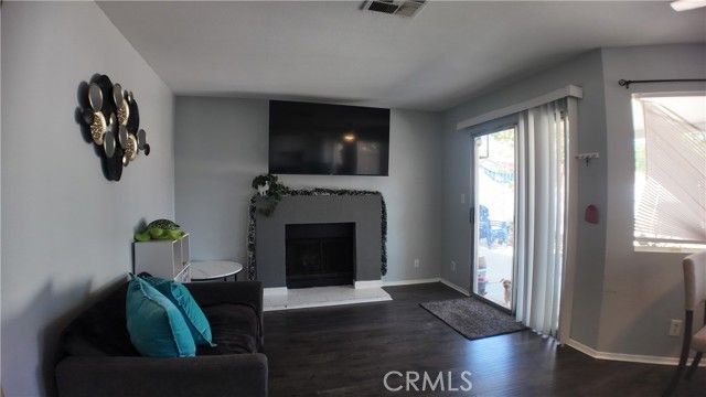 2335 Langhorn, Lancaster, CA 93535