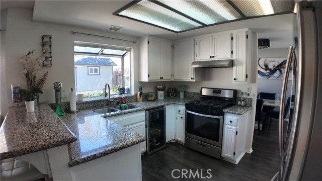 2335 Langhorn, Lancaster, CA 93535