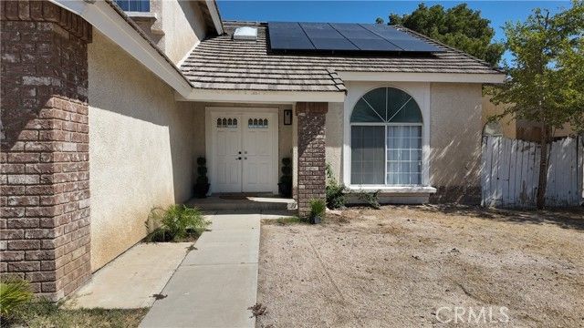2335 Langhorn, Lancaster, CA 93535