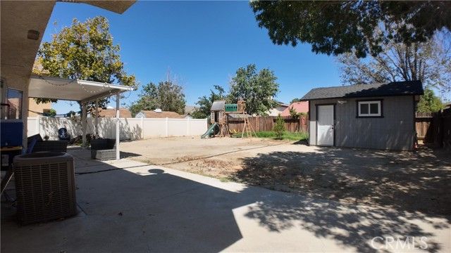 2335 Langhorn, Lancaster, CA 93535