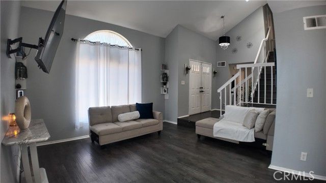 2335 Langhorn, Lancaster, CA 93535