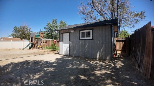 2335 Langhorn, Lancaster, CA 93535