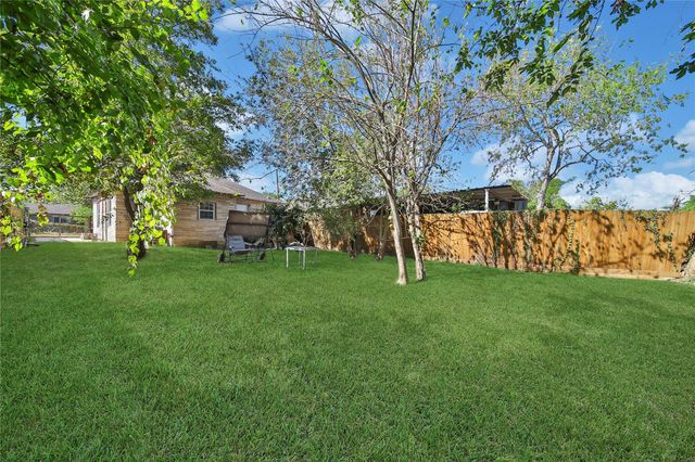1120 Capron Street, Houston, TX 77020