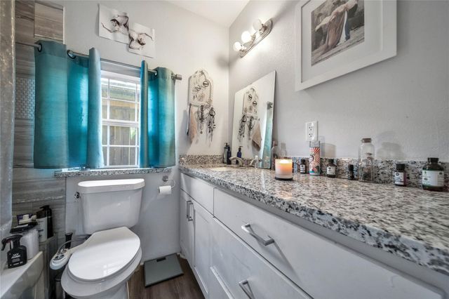 1120 Capron Street, Houston, TX 77020