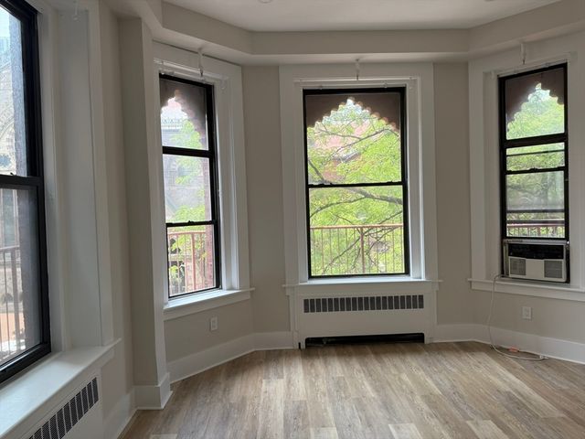 271 Dartmouth Street 2F, Boston, MA 02116