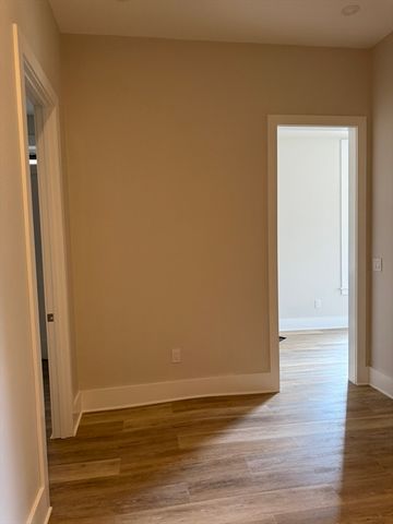 271 Dartmouth Street 2F, Boston, MA 02116
