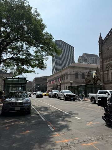 271 Dartmouth Street 2F, Boston, MA 02116