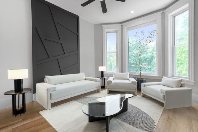 6923 S Vernon Avenue, Chicago, IL 60637