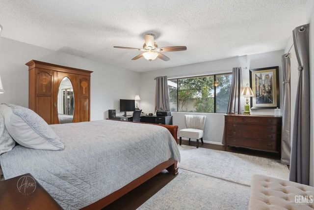 7013 Murphys Lane, Bakersfield, CA 93309