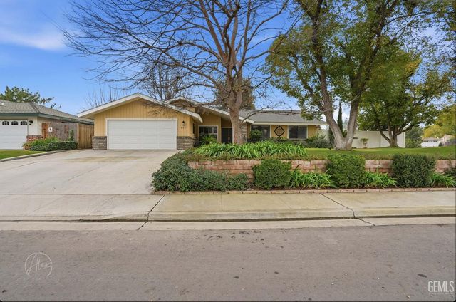 7013 Murphys Lane, Bakersfield, CA 93309