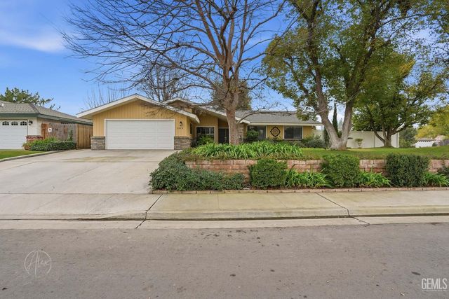 7013 Murphys Lane, Bakersfield, CA 93309