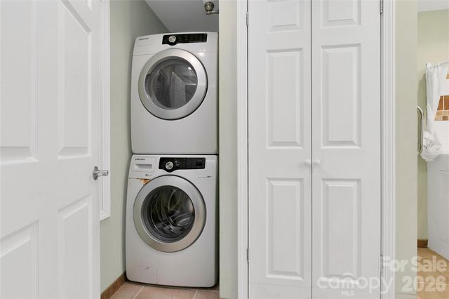 56 Guque Court, Brevard, NC 28712