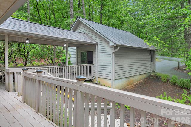 56 Guque Court, Brevard, NC 28712