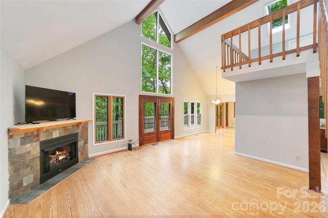 56 Guque Court, Brevard, NC 28712