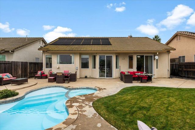 9286 Fosdyke Ct, Sacramento, CA 95829