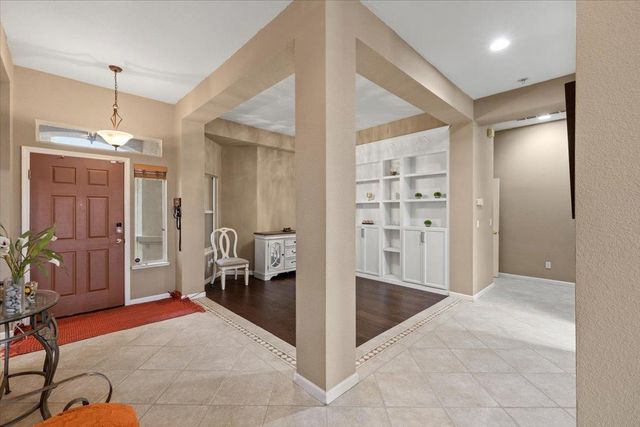 9286 Fosdyke Ct, Sacramento, CA 95829