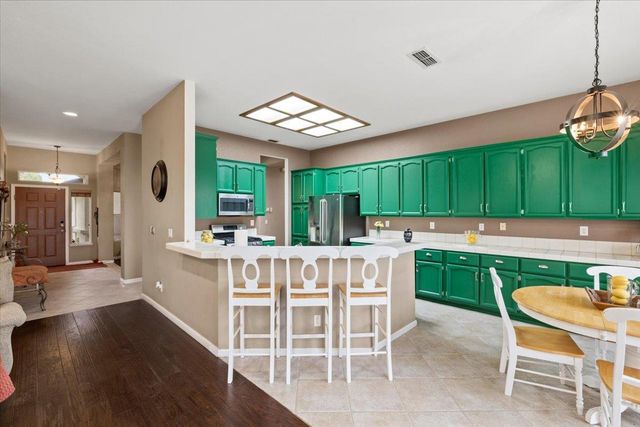 9286 Fosdyke Ct, Sacramento, CA 95829