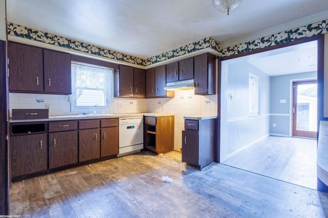 26308 Culver St Street, Saint Clair Shores, MI 48081