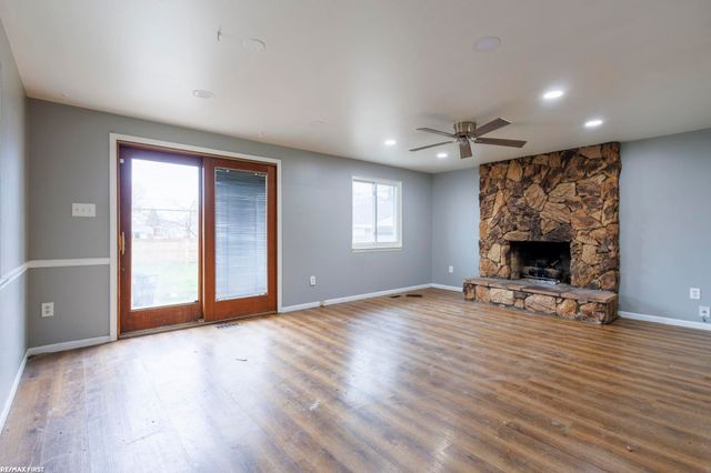 26308 Culver St Street, Saint Clair Shores, MI 48081