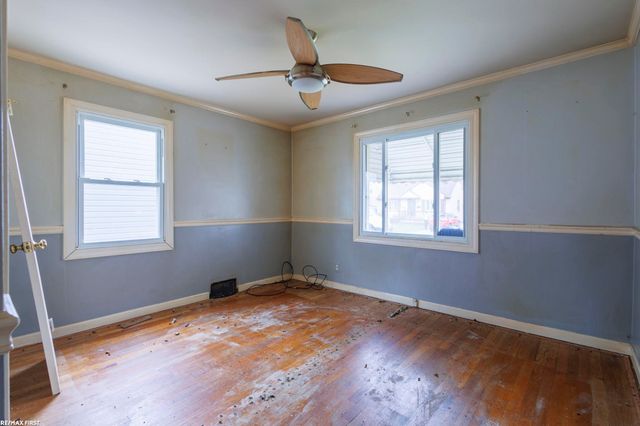 26308 Culver St Street, Saint Clair Shores, MI 48081