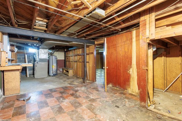 26308 Culver St Street, Saint Clair Shores, MI 48081