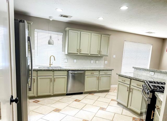 20810 Camphor Tree Drive, Katy, TX 77449