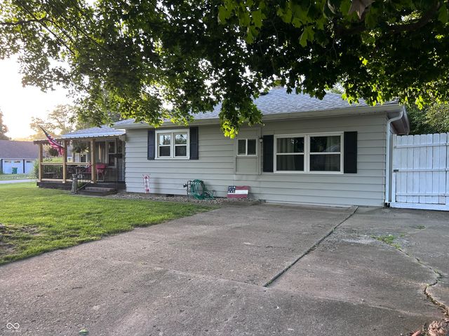 906 Harlan Street, Plainfield, IN 46168