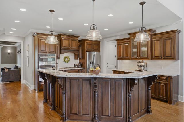906 Harrisburg Ln, Mount Juliet, TN 37122