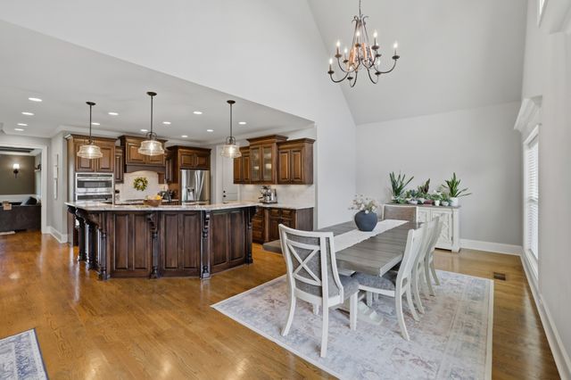 906 Harrisburg Ln, Mount Juliet, TN 37122