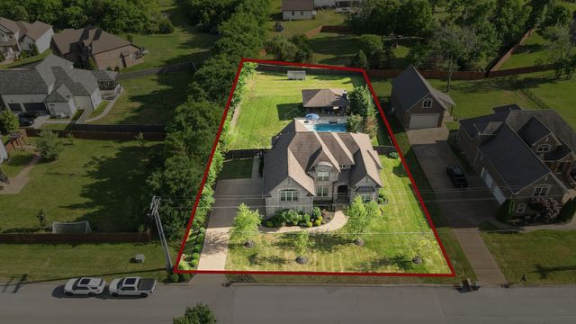 906 Harrisburg Ln, Mount Juliet, TN 37122