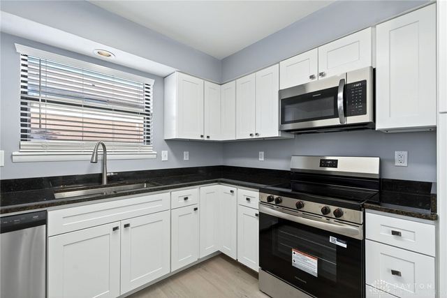 6660 Deer Bluff Drive, Huber Heights, OH 45424