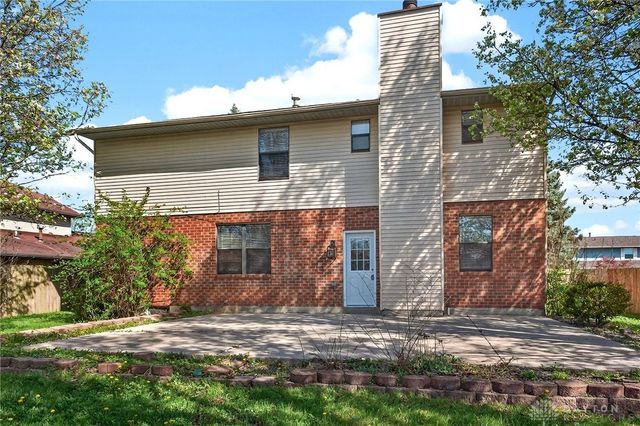 6660 Deer Bluff Drive, Huber Heights, OH 45424