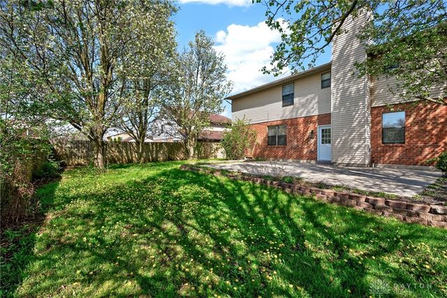 6660 Deer Bluff Drive, Huber Heights, OH 45424