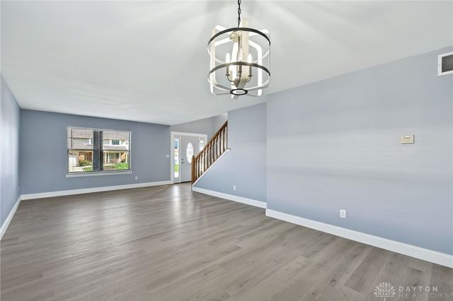 6660 Deer Bluff Drive, Huber Heights, OH 45424