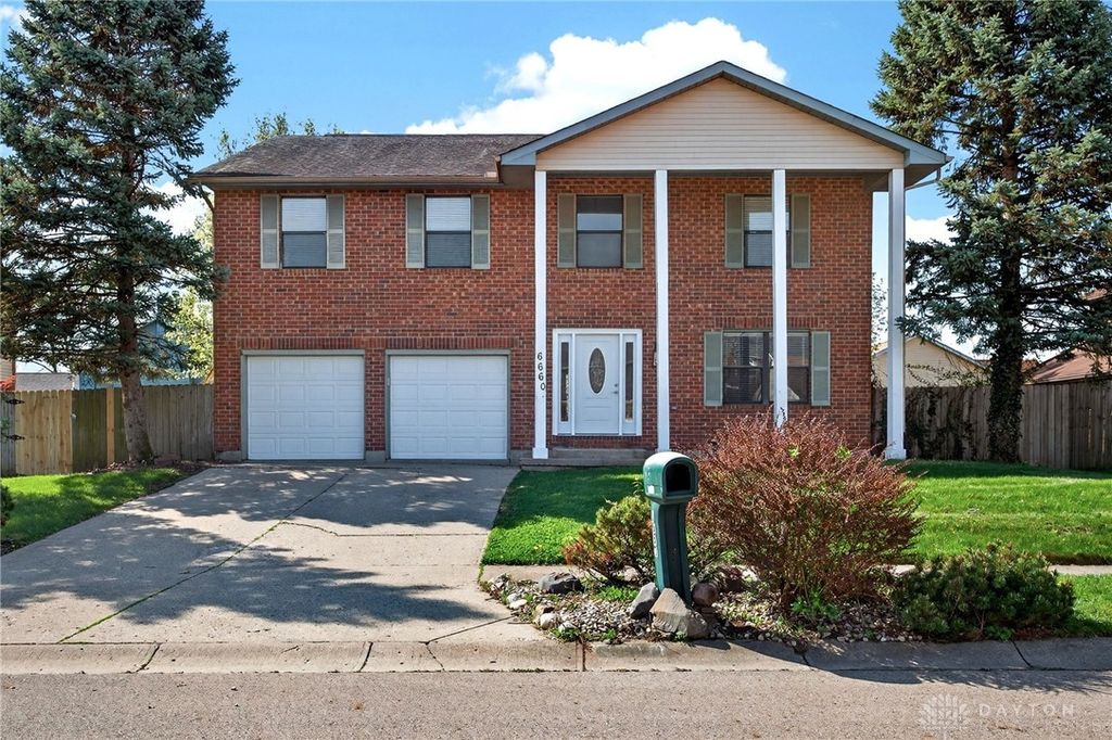 6660 Deer Bluff Drive, Huber Heights, OH 45424