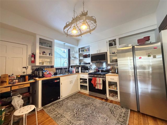 407 W 35th ST A, Austin, TX 78705