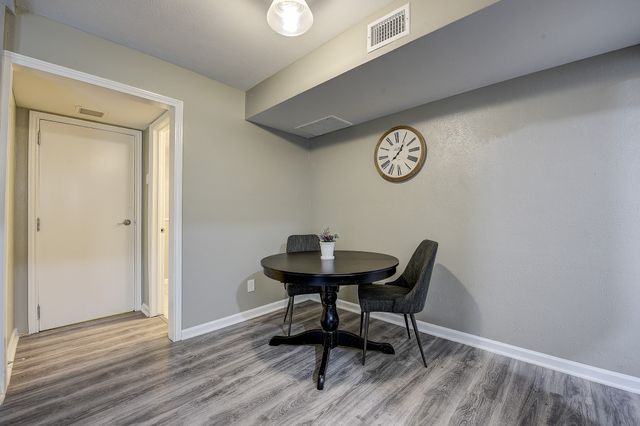 2804 Escada Drive 103, Farmers Branch, TX 75234