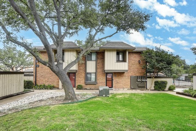 2804 Escada Drive 103, Farmers Branch, TX 75234